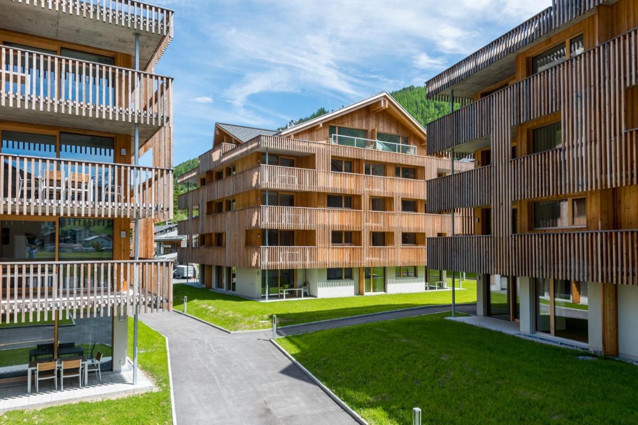 Montela Apartments - Haus C Saas-Grund Exteriör bild